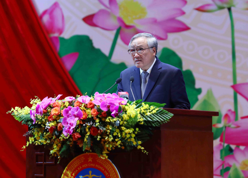 Ủy viên Bộ Chính trị, Chánh án Tòa án Nhân dân tối cao Nguyễn Hòa Bình phát biểu khai mạc Hội nghị