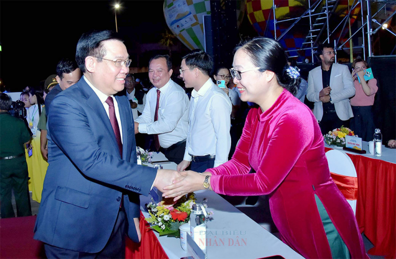 Chủ tịch Quốc hội Vương Đình Huệ dự Lễ khai mạc Năm Du lịch Quốc gia 2023 “Bình Thuận – Hội tụ xanh” -0