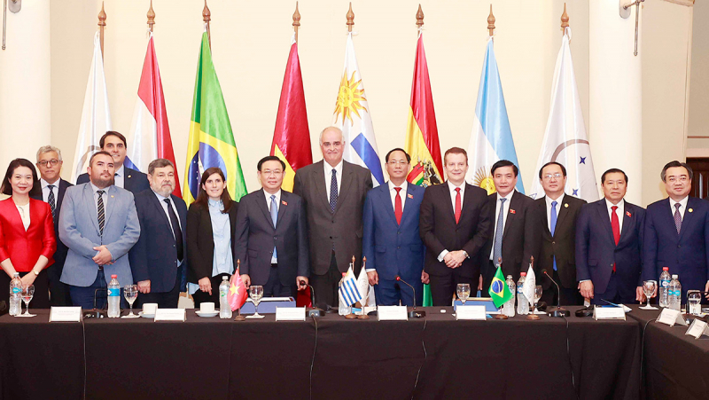 Chủ tịch Quốc hội Vương Đình Huệ: Chậm khởi động đàm phán FTA Việt Nam - MERCOSUR sẽ lỡ cơ hội -2