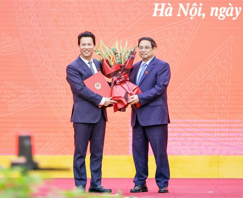 Thủ tướng Phạm Minh Chính trao quyết định bổ nhiệm tân Bộ trưởng Bộ Tài nguyên và Môi trường -0