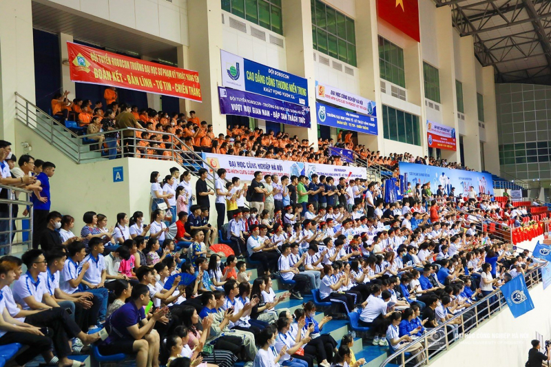 Trường Đại học Công nghiệp Hà Nội vô địch cuộc thi Robocon Việt Nam 2023 -0