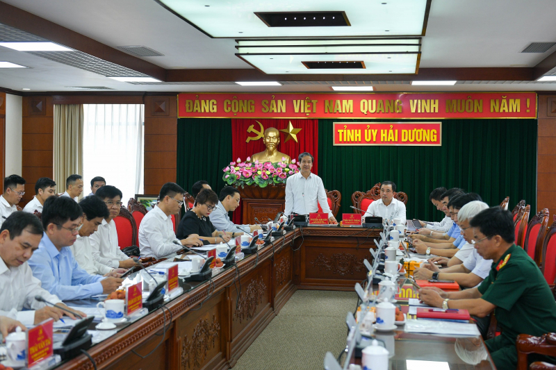 Bộ trưởng Nguyễn Kim Sơn làm việc với tỉnh Hải Dương về các vấn đề giáo dục đào tạo -0