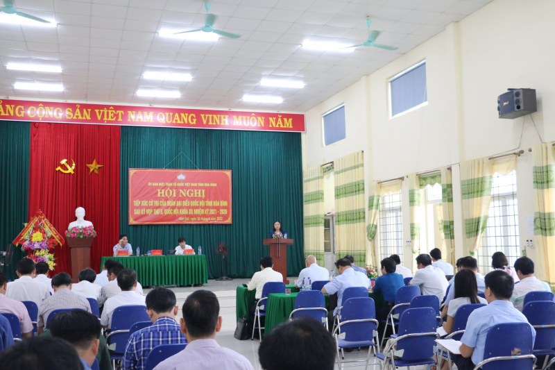 Đoàn ĐBQH tỉnh Hòa Bình TXCT sau Kỳ họp thứ Năm tại huyện Kim Bôi -0