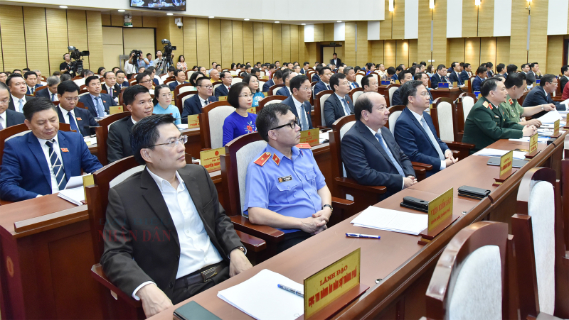 Một số hình ảnh Chủ tịch Quốc hội Vương Đình Huệ dự khai mạc Kỳ họp thứ 12, HĐND thành phố Hà Nội Khoá XVI