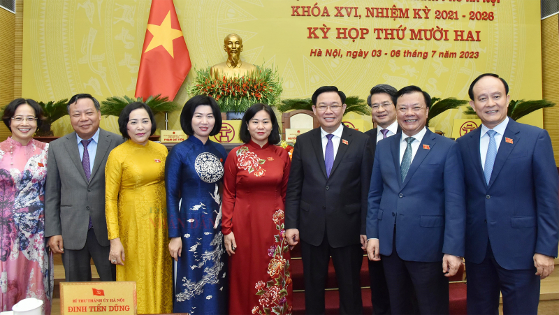 Một số hình ảnh Chủ tịch Quốc hội Vương Đình Huệ dự khai mạc Kỳ họp thứ 12, HĐND thành phố Hà Nội Khoá XVI -2