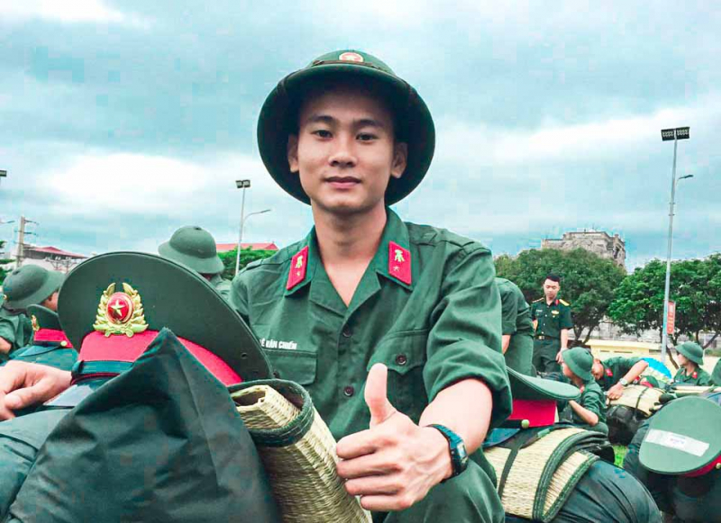 Thủ khoa khối C toàn tỉnh Nghệ An vượt qua nghịch cảnh quyết tâm đỗ vào trường đào tạo sĩ quan -0