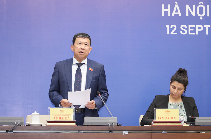 Tổng Thư ký Quốc hội, Chủ nhiệm Văn phòng Quốc hội Bùi Văn Cường chủ trì họp báo Hội nghị Nghị sĩ trẻ toàn cầu lần thứ 9 -1