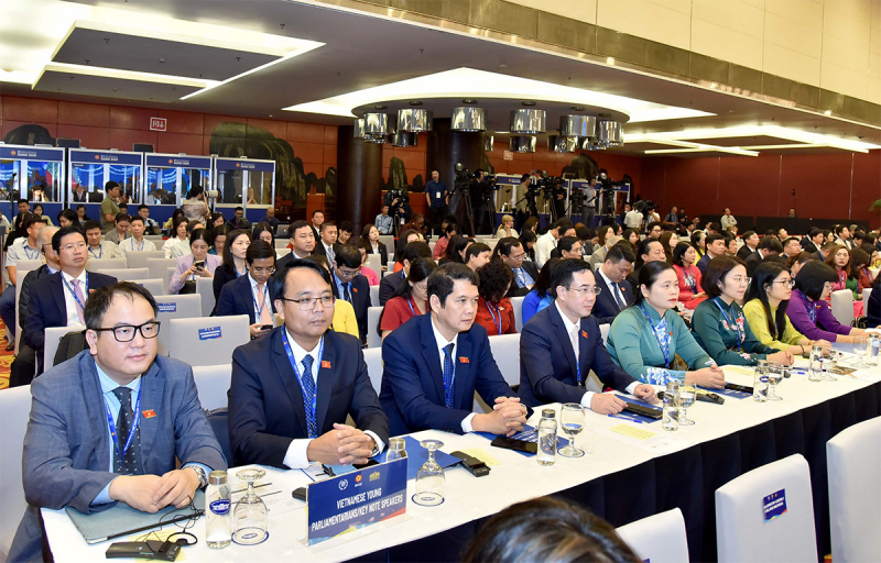 Quốc hội Việt Nam biến lời nói thành hành động, đem lại không gian để nâng tầm vai trò nghị sĩ trẻ -1