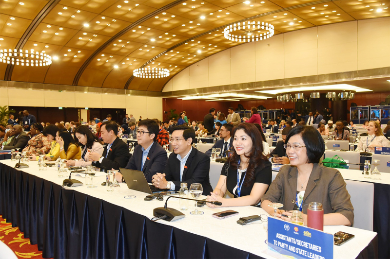 Hội nghị Nghị sĩ trẻ toàn cầu thông qua Tuyên bố Hội nghị - tuyên bố đầu tiên sau 9 kỳ hội nghị -2
