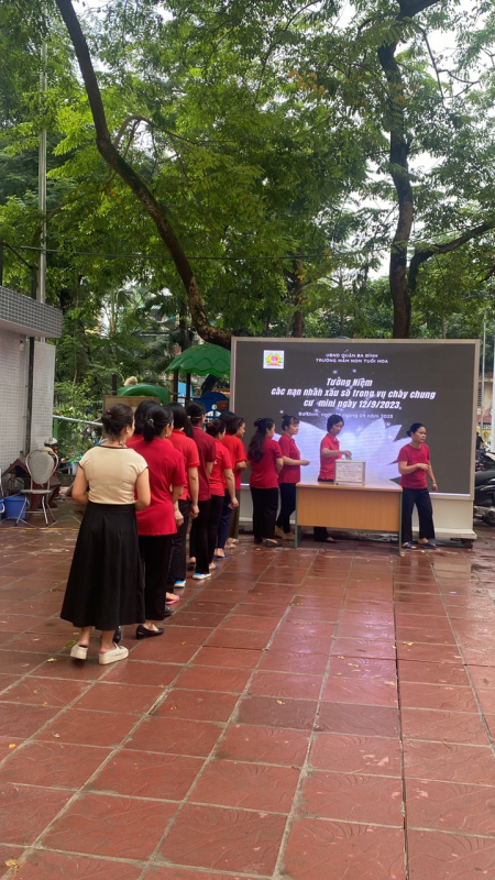 Hà Nội: Nhà trường, học sinh tưởng niệm nạn nhân vụ cháy chung cư mini -0