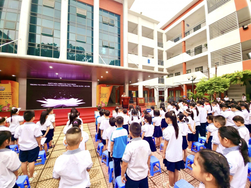 Hà Nội: Nhà trường, học sinh tưởng niệm nạn nhân vụ cháy chung cư mini -0