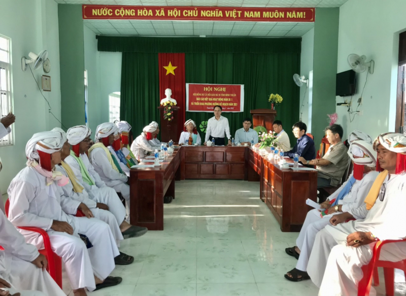 Các chức sắc tôn giáo luôn đồng hành cùng với cấp ủy, chính quyền, lực lượng công an nhằm giữ gìn an ninh trật tự ở Bình Thuận. Nguồn: BBT
