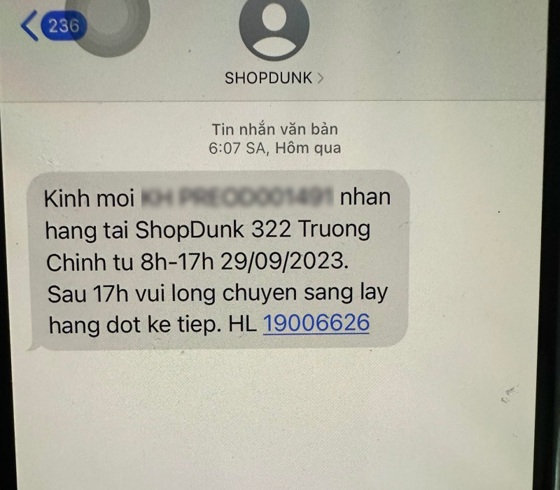 Chật vật đặt trước iPhone ở Shopdunk, khách hàng nhận được tin nhắn 