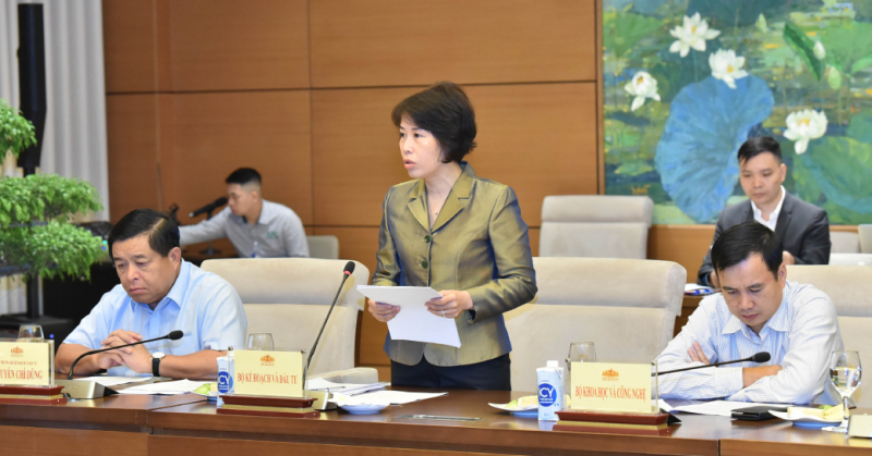 Chủ tịch Quốc hội Vương Đình Huệ chủ trì cuộc họp về dự thảo Nghị quyết áp dụng thí điểm chính sách hỗ trợ đầu tư trong lĩnh vực công nghệ cao -0