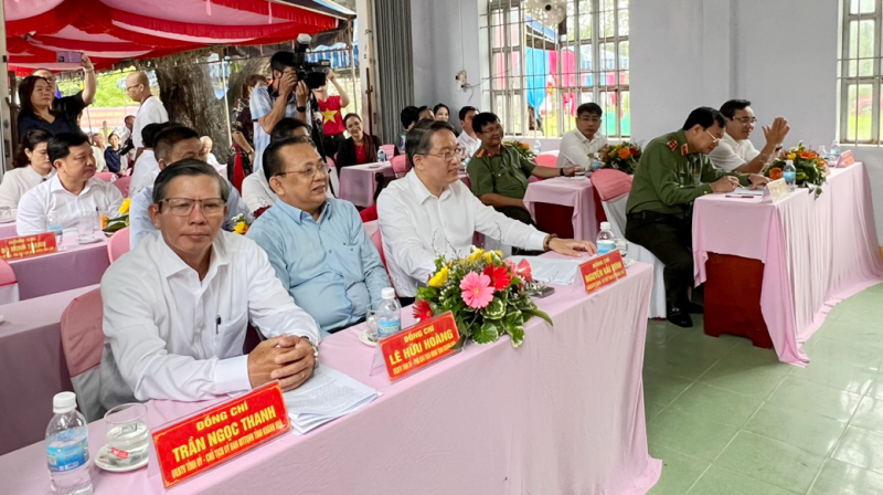 Chủ nhiệm Ủy ban Quốc phòng và An ninh Lê Tấn Tới dự Ngày hội Đại đoàn kết toàn dân tộc tại Khánh Hòa -0