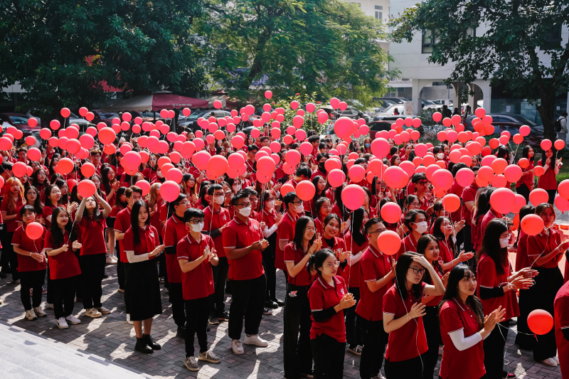 1.000 giảng viên, sinh viên Trường ĐH Ngoại thương cùng hoà ca nhân Ngày Nhà giáo Việt Nam
 -1