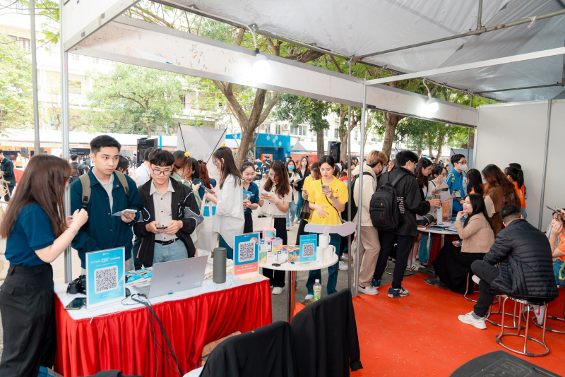 Hơn 600 vị trí việc làm tại sự kiện tuyển dụng lớn nhất năm dành cho sinh viên khối ngành kinh tế tại Hà Nội -0