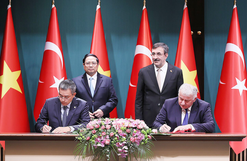 Vietnam Airlines và Turkish Airlines mở rộng hợp tác về vận chuyển hàng hóa hàng không