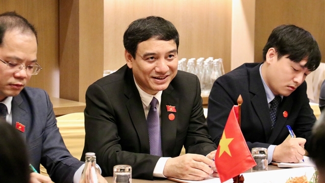 Chủ nhiệm Ủy ban Văn hóa, Giáo dục Nguyễn Đắc Vinh tiếp Chủ tịch Hội Hữu nghị Lào - Việt Nam