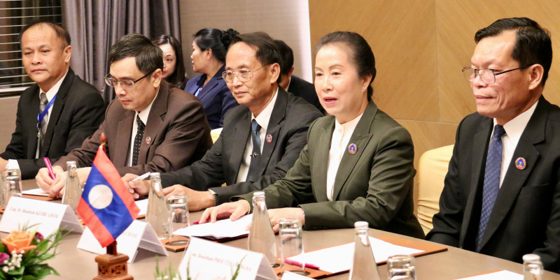 Chủ nhiệm Ủy ban Văn hóa, Giáo dục Nguyễn Đắc Vinh làm việc với Chủ nhiệm Ủy ban Văn hóa - Xã hội Lào -0