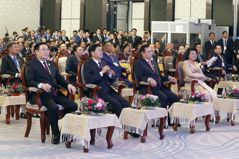 Một số hình ảnh Chủ tịch Quốc hội Vương Đình Huệ dự khai mạc Hội nghị cấp cao Quốc hội 3 nước Campuchia - Lào - Việt Nam lần thứ nhất -1