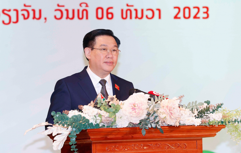 Chủ tịch Quốc hội Vương Đình Huệ: Dù thời cuộc đổi thay, tình cảm thủy chung, son sắt Việt - Lào mãi luôn không thay đổi -0