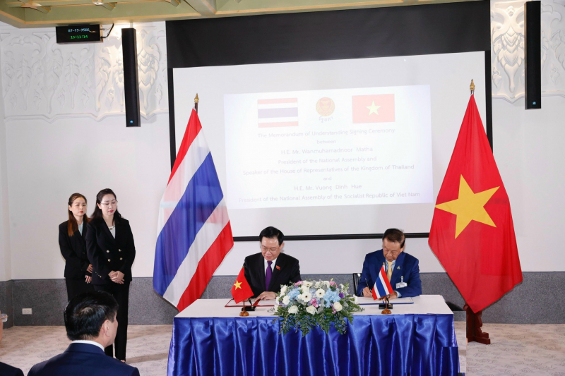Quốc hội Việt Nam và Hạ viện Thái Lan ký Bản ghi nhớ hợp tác -0
