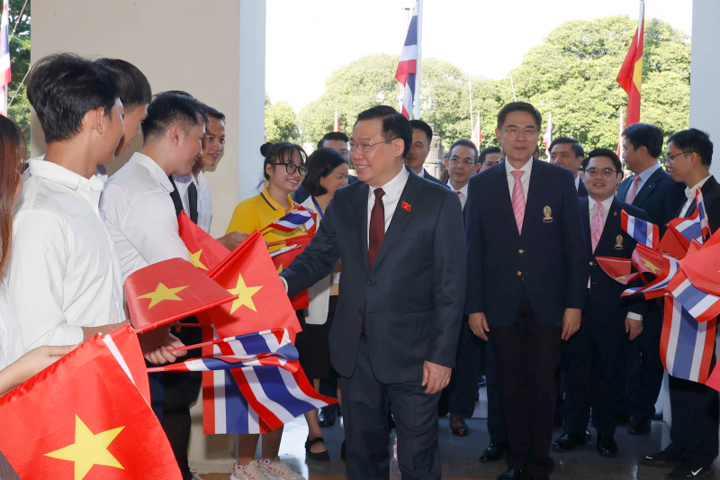Chủ tịch Quốc hội Vương Đình Huệ: Quan hệ Việt Nam - Thái Lan ngày càng đơm hoa kết trái vì một tương lai an bình, hạnh phúc và thịnh vượng