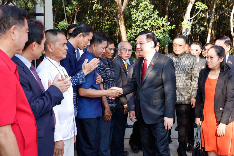 Chủ tịch Quốc hội Vương Đình Huệ thăm Khu di tích Chủ tịch Hồ Chí Minh, dự Lễ khởi công dự án mở rộng Khu Di tích tại Udon Thani