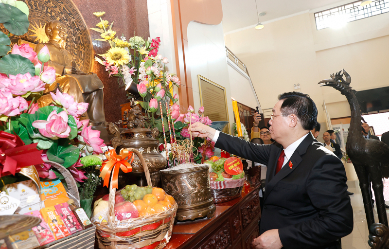 Chủ tịch Quốc hội Vương Đình Huệ thăm Khu di tích Chủ tịch Hồ Chí Minh, dự Lễ khởi công dự án mở rộng Khu Di tích tại Udon Thani