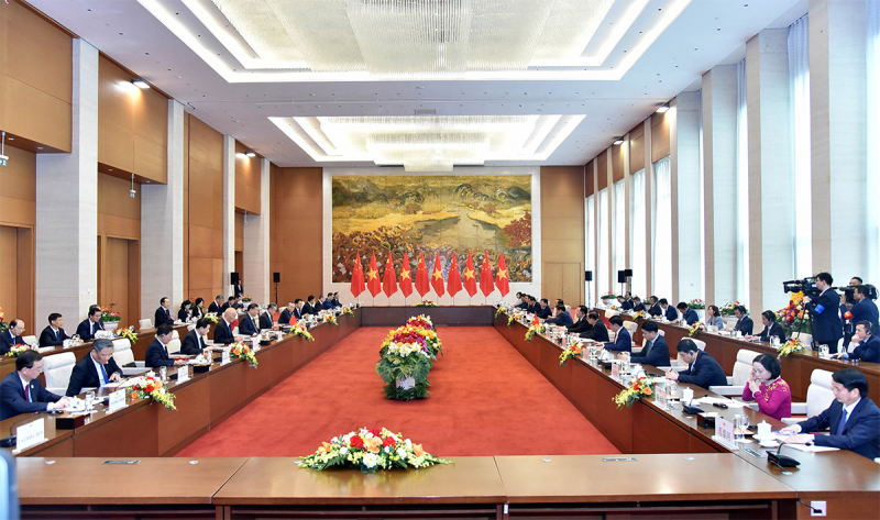 Một số hình ảnh Chủ tịch Quốc hội Vương Đình Huệ hội kiến Tổng Bí thư, Chủ tịch nước Trung Quốc Tập Cận Bình -7