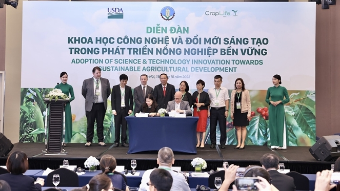 CropLife châu Á và Vụ Khoa học, Công nghệ và Môi trường ký Biên bản ghi nhớ hợp tác thúc đẩy nghiên cứu và ứng dụng giải pháp, công nghệ tiên tiến trong nông nghiệp giai đoạn 2023 – 2030. 