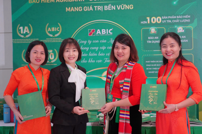 Bảo hiểm Agribank đồng hành cùng Đại hội Hội Nông dân Việt Nam lần thứ VIII, nhiệm kỳ 2023-2028 -0
