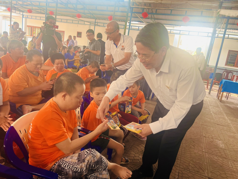 Phó Chủ tịch Quốc hội Nguyễn Đức Hải dâng hương, thăm, chúc Tết tại tỉnh Quảng Nam và TP Đà Nẵng. -6