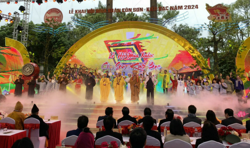 Khai mạc Lễ hội mùa Xuân Côn Sơn Kiếp Bạc năm 2024 -0