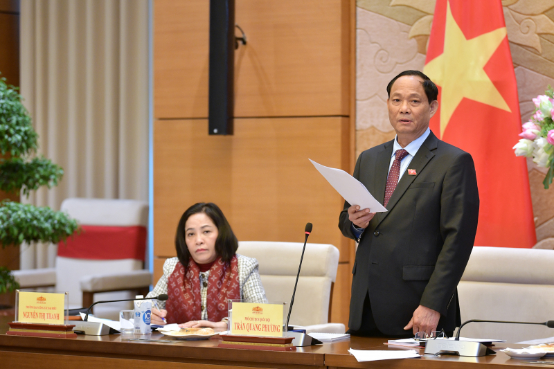 Phó Chủ tịch Quốc hội Trần Quang Phương phát biểu tại Hội thảo - Ảnh H.Ngọc