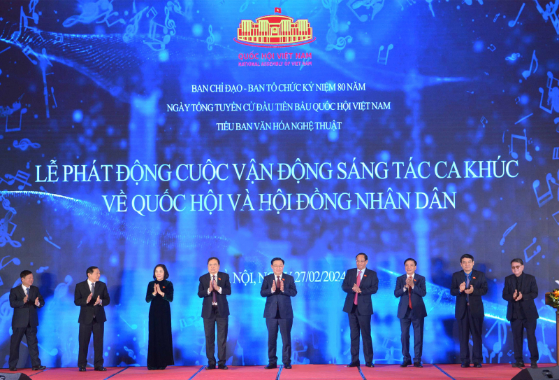 Chủ tịch Quốc hội Vương Đình Huệ dự lễ phát động Cuộc vận động sáng tác ca khúc về Quốc hội và Hội đồng Nhân dân -0