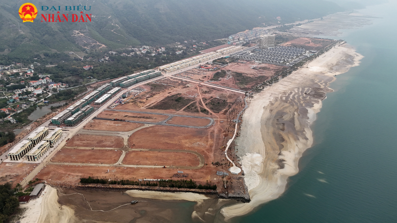 Vân Đồn (Quảng Ninh): Cận cảnh đại công trường dự án “khủng” lấn hàng chục hecta vịnh Bái Tử Long -0
