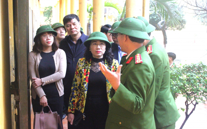 Ủy ban Tư pháp khảo sát việc chấp hành pháp luật về tư pháp người chưa thành niên tại Ninh Bình -0