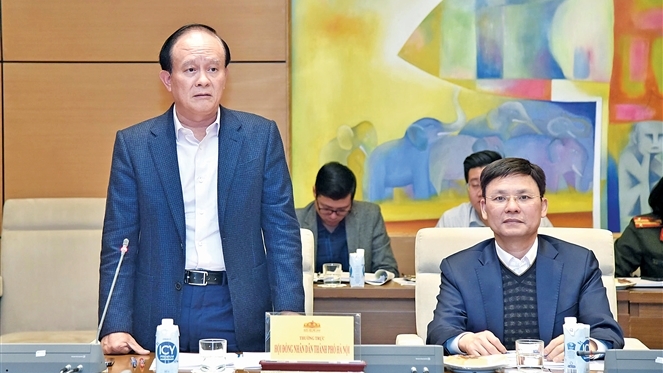 Phó Bí thư Thành ủy, Chủ tịch HĐND thành phố Hà Nội Nguyễn Ngọc Tuấn phát biểu tại cuộc họp  về việc phối hợp tổ chức Hội nghị toàn quốc tổng kết công tác HĐND các tỉnh, thành phố năm 2023  và triển khai nhiệm vụ năm 2024