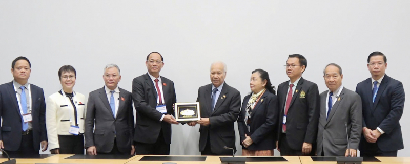 Phó Chủ tịch Quốc hội Trần Quang Phương gặp Trưởng đoàn một số nước tham dự Đại hội đồng IPU - 148 -0