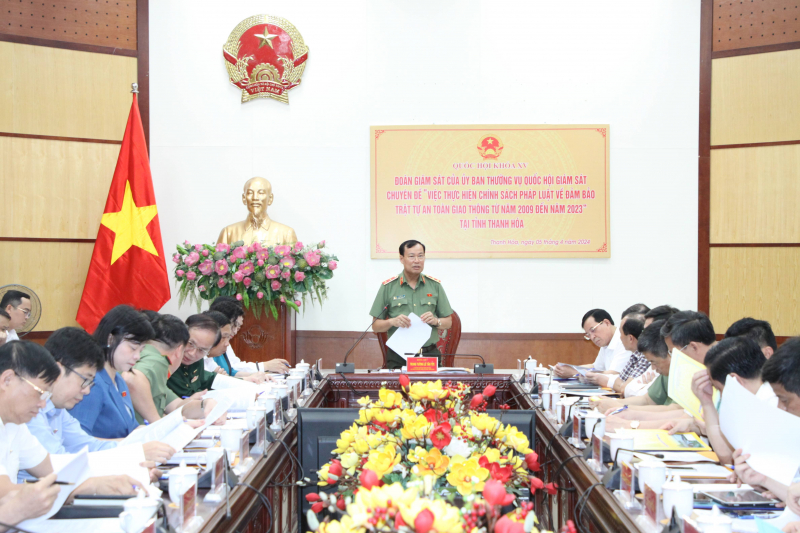 Đoàn giám sát của Ủy ban Thường vụ Quốc hội làm việc với UBND tỉnh Thanh Hóa