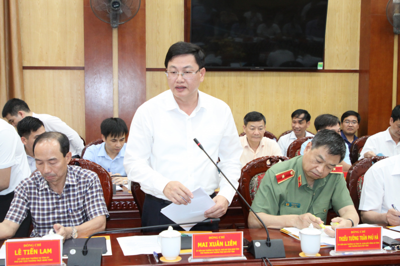Phó chủ tịch UBND tỉnh Thanh Hóa Mai Xuân Liêm phát biểu