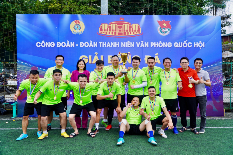 Đội bóng Báo Đại biểu Nhân dân vô địch Cup Văn phòng Quốc hội năm 2024 -0