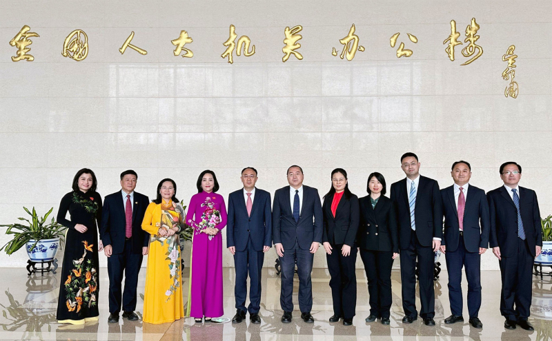 Trưởng Ban Công tác đại biểu Nguyễn Thị Thanh làm việc với Chủ nhiệm Ủy ban Công tác đại biểu của Nhân đại toàn quốc Trung Quốc -0