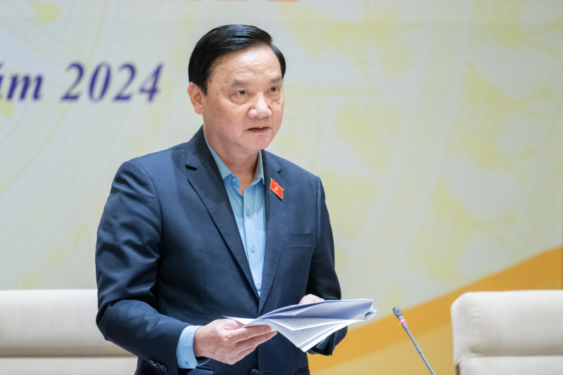 Phó Chủ tịch Quốc hội Nguyễn Khắc Định - Trưởng Ban Chỉ đạo xây dựng Đề án phát biểu tại phiên họp