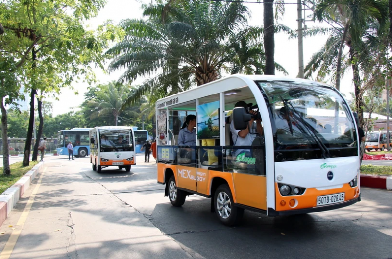 TP Hồ Chí Minh: Khai trương dịch vụ xe điện phục vụ khách tham quan, du lịch  -0