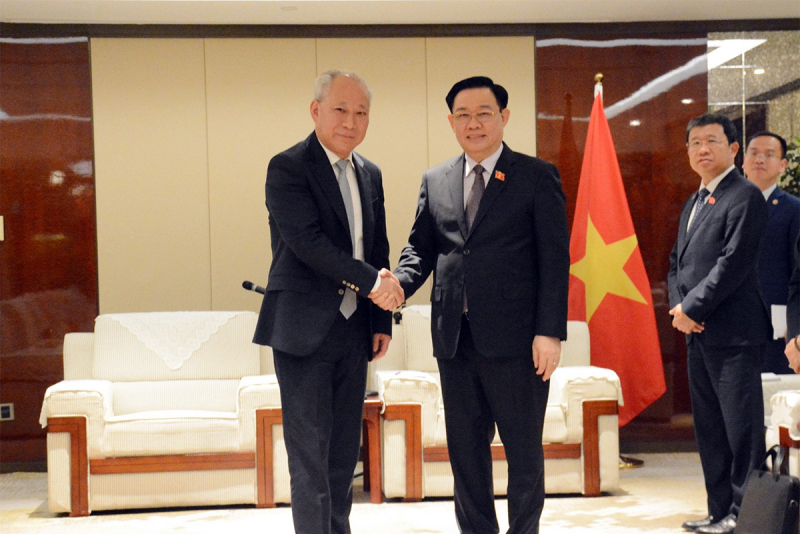 Chủ tịch Quốc hội Vương Đình Huệ thăm chính thức nước Cộng hòa Nhân dân Trung Hoa -9
