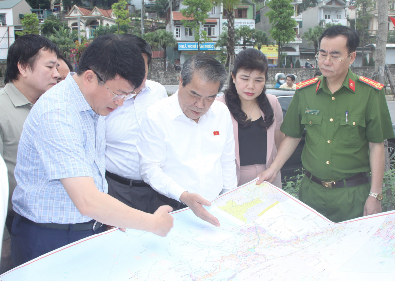 Đoàn giám sát khảo sát thực tế tại TP. Hạ Long, tỉnh Quảng Ninh
