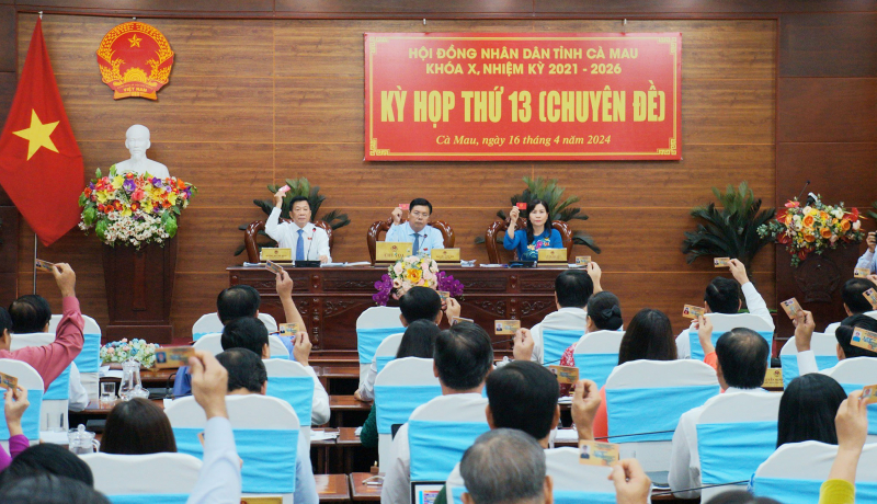 HĐND tỉnh Cà Mau thông qua 5 nghị quyết tại Kỳ họp chuyên đề -0